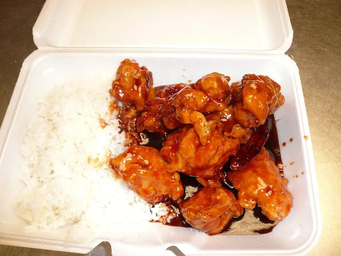 Man Cheng Chinese Food Carry Out 8
