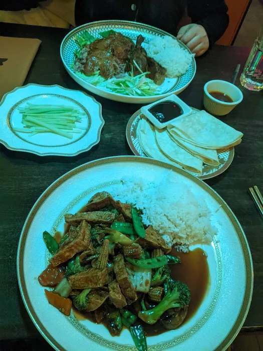 Golden Pavilion Restaurant 10