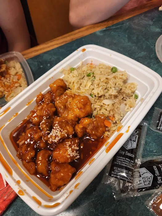 New China Royal Restaurant 3