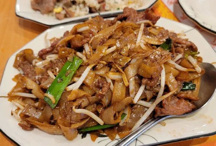 Chen's Chinese Bistro 2