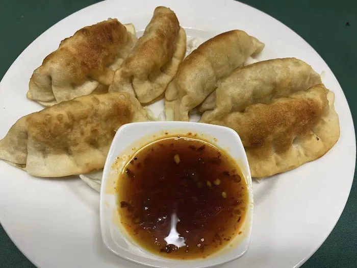 Chen's Chinese Bistro 10