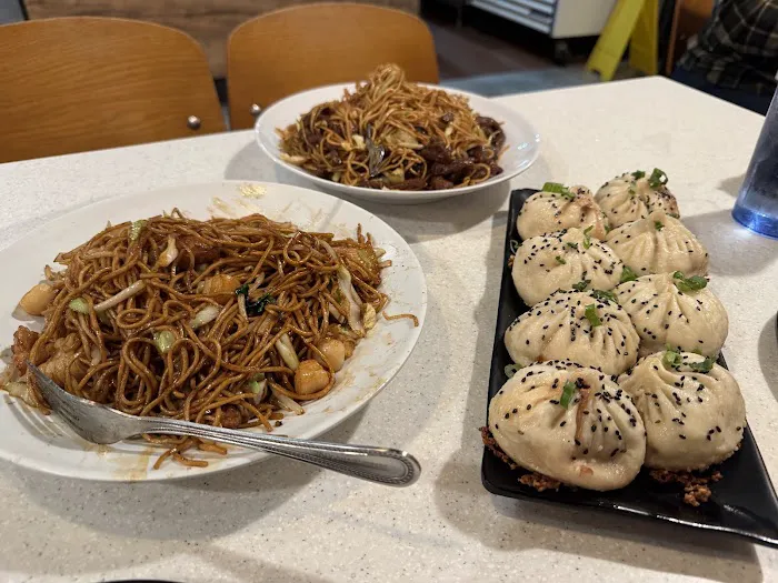 Tasty Noodle House 3