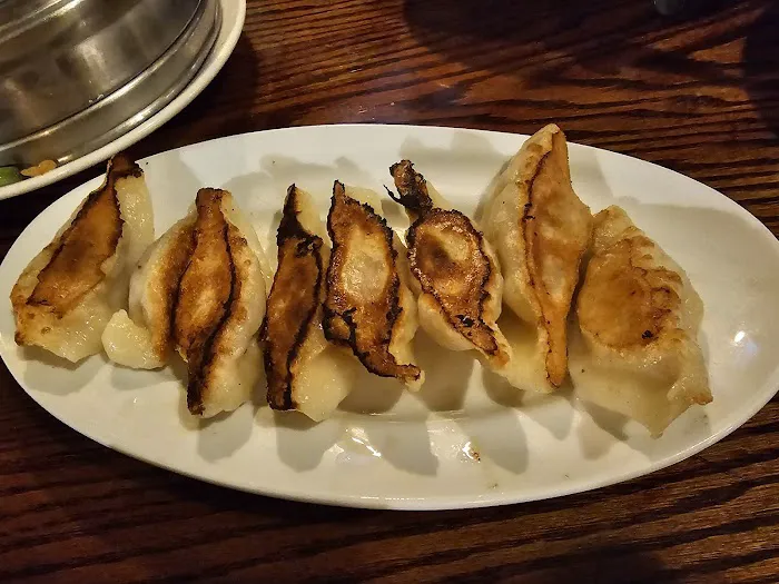Dumpling Inn & Shanghai Saloon 2