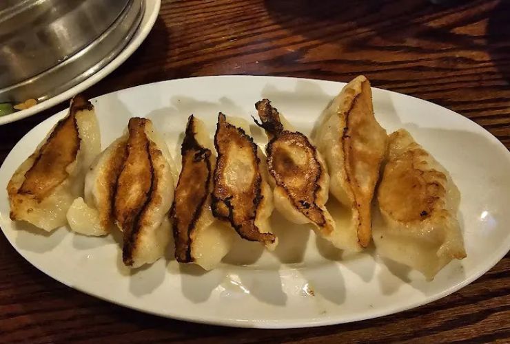 Dumpling Inn & Shanghai Saloon 1