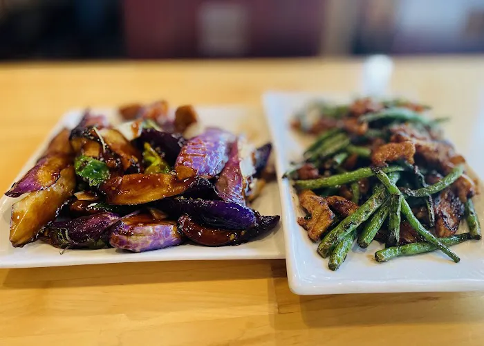 New Canton Restaurant 4
