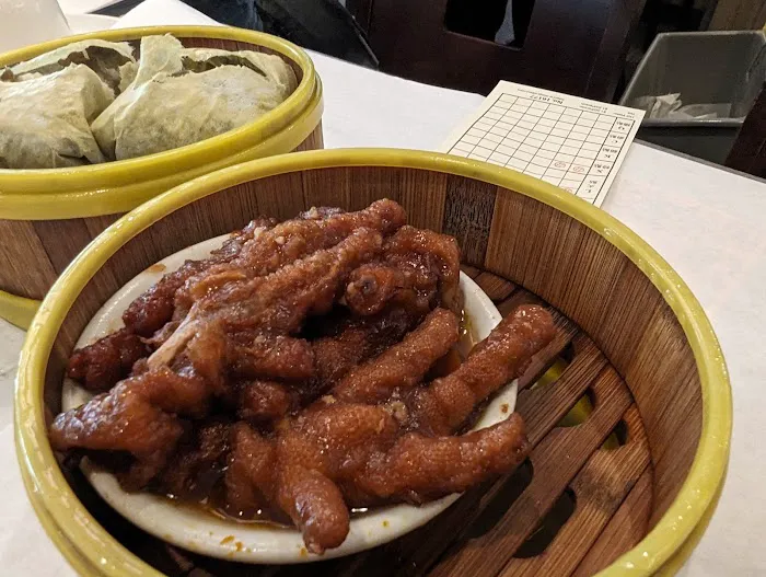 Fu Lam Mum 8