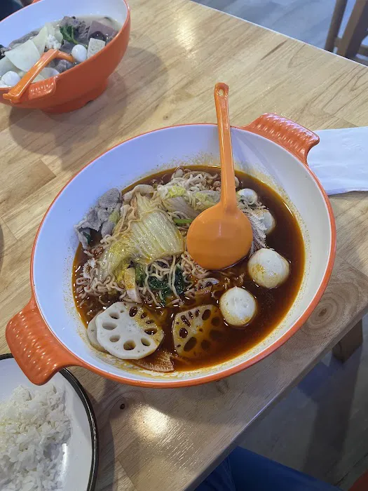 ChangHong Spicy Hot Pot (长虹麻辣烫) 9