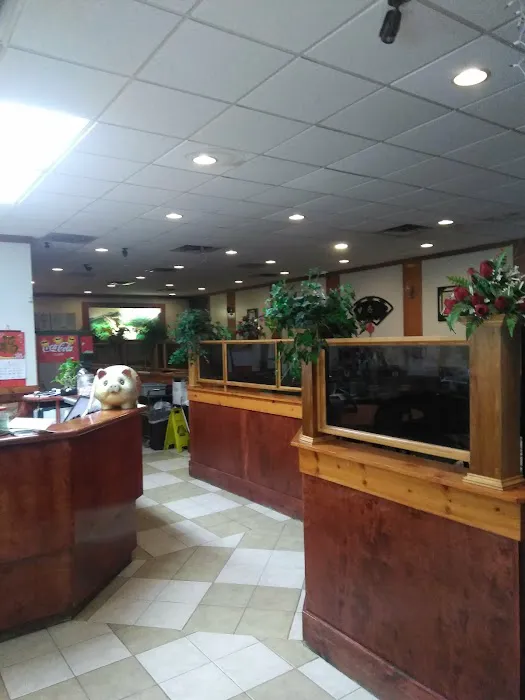 Yum's Restaurant 6