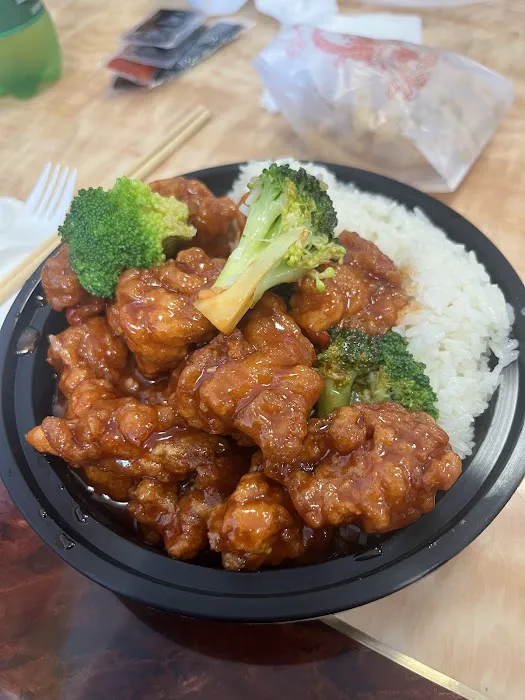 China Wok Chinese Restaurant 9