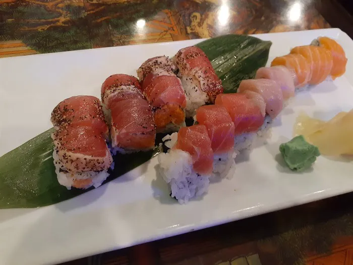Ginmiya (Chinese Japanese & Thai Restaurant) 7