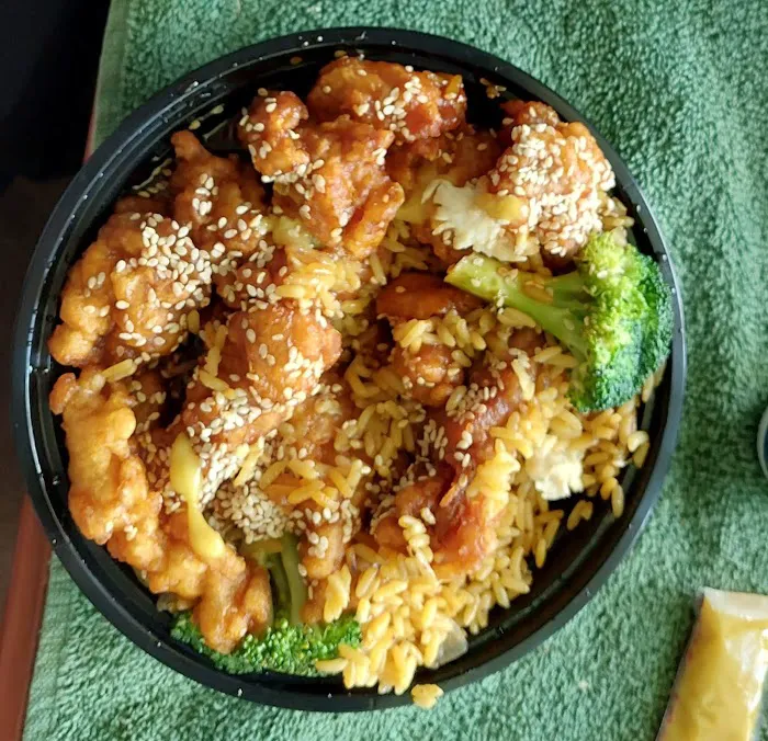 China King Chinese Restaurant: Take Out 8