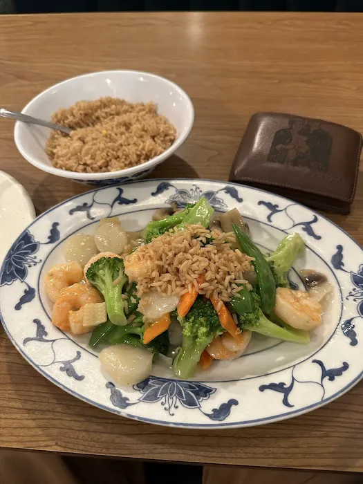 Evergreen Chinese Restaurant 6
