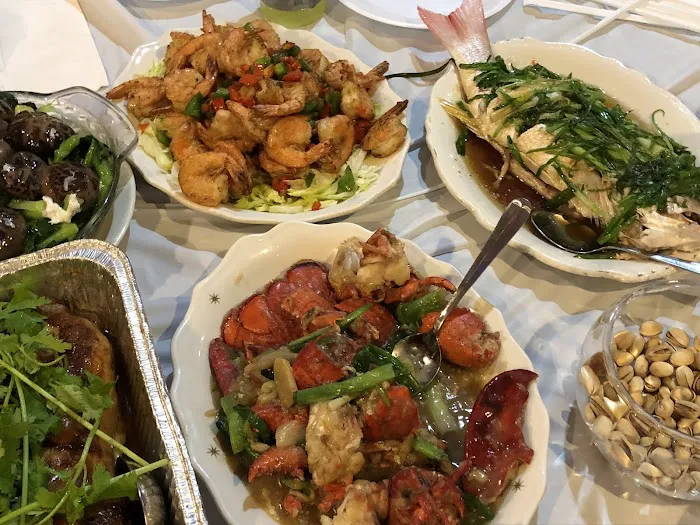 Yum Yum Chinese Restaurant 10
