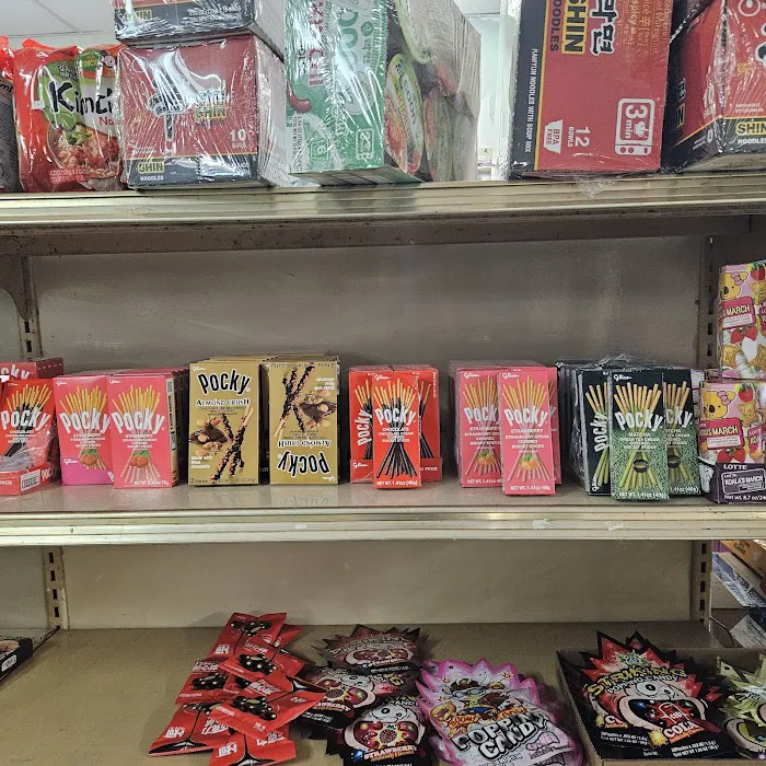 Pekin Chinese Restaurant and Supermarket 10