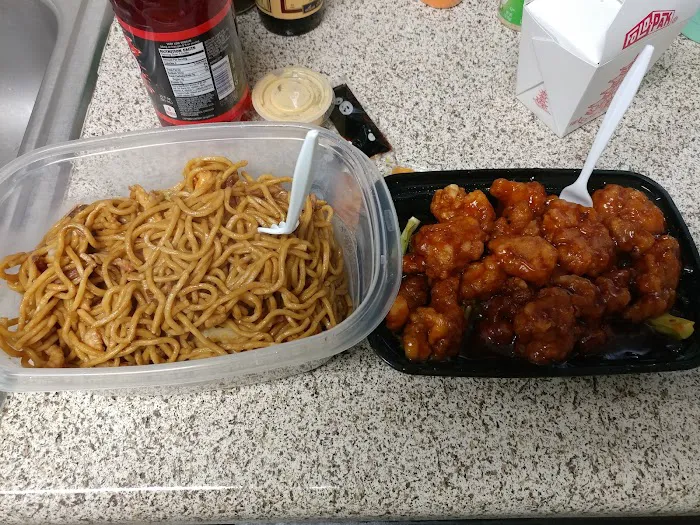 Great Wall Chinese Cuisine 8
