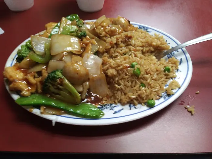 Great Wall Chinese Cuisine 9