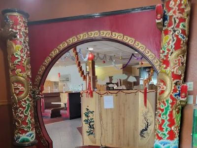 Ton's Palace Chinese Restaurant 0