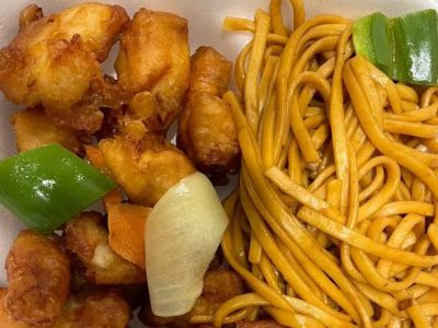 Uncle Chens Chinese Restaurant 0
