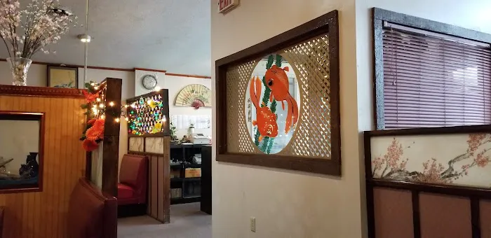 Golden Wok Inn 1