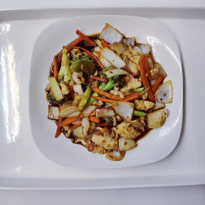 Chinese, Nepali & Indian Restaurant (OLD BILL HWANGS PLACE) 4