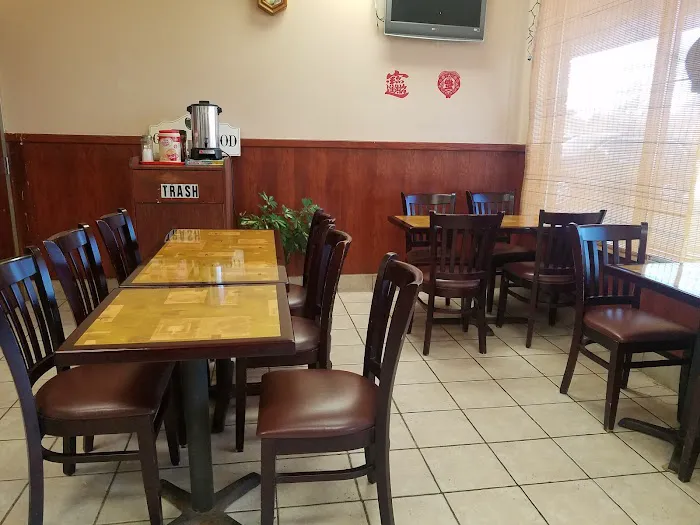 Golden Place Chinese Restaurant 3