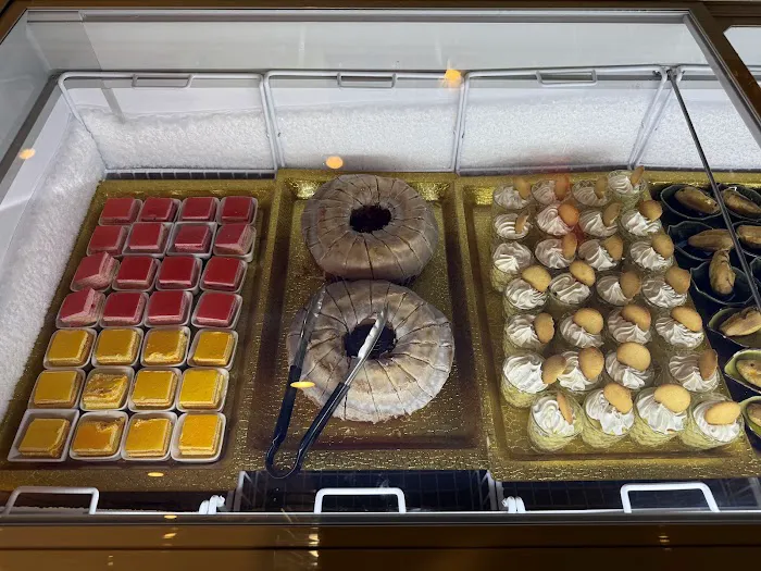 Bright Moon Buffet 6