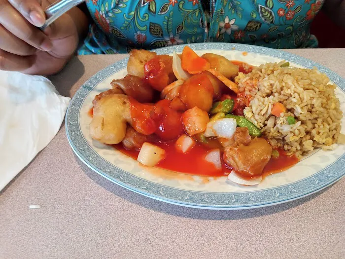 Hunan Chinese Restaurant 8