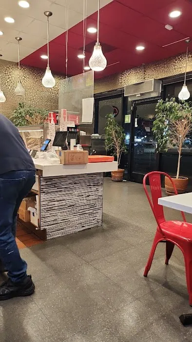 Wong's Wok Chinese Food 4