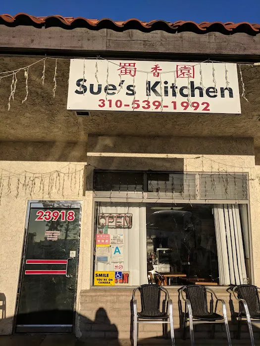 Sue's Kitchen 6