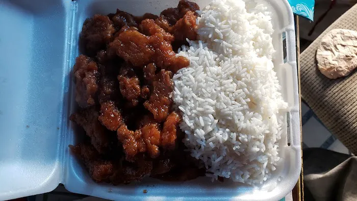Chuck's Chinese & American Food 8