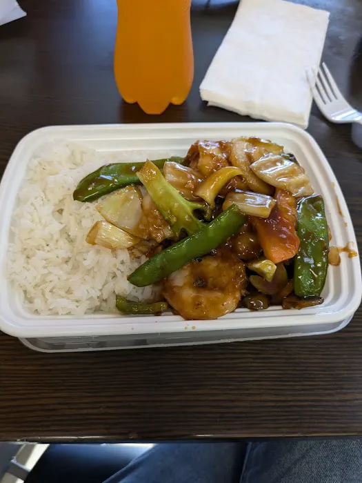 Happy Wok 4