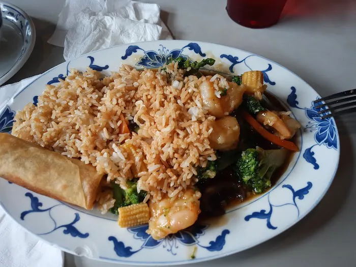 Dragon Garden Chinese Restaurant 1