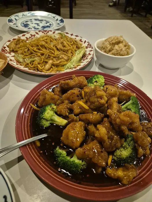 Dragon Garden Chinese Restaurant 10