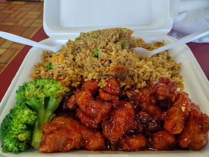 Golden Egg Roll Chinese Restaurant 5