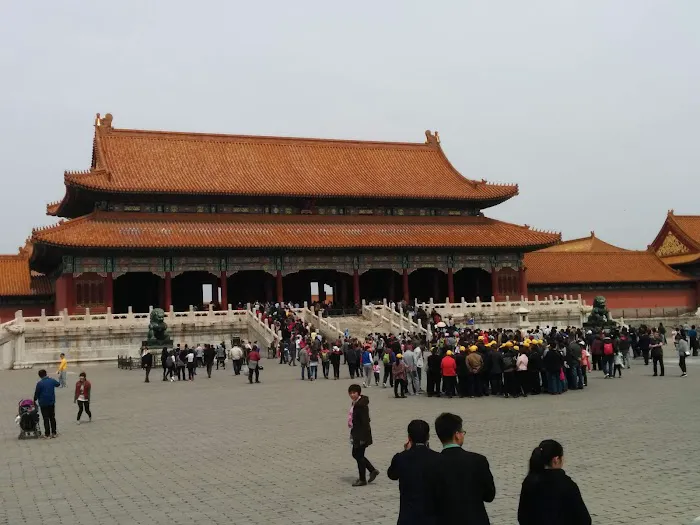 Forbidden City Chinese Restaurant 3