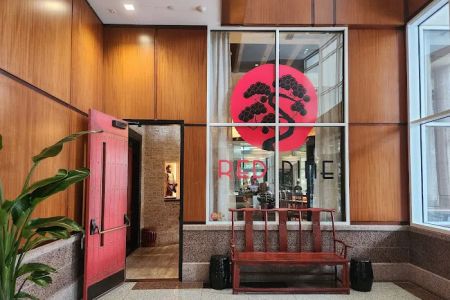 Red Pine Restaurant & Bar