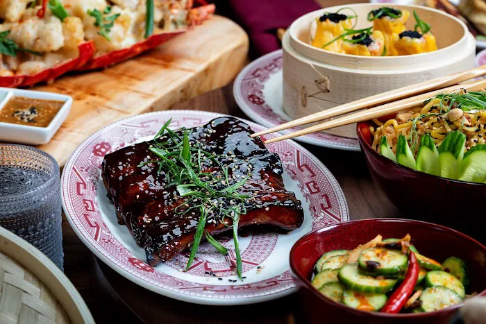 Red Pine Restaurant & Bar 5