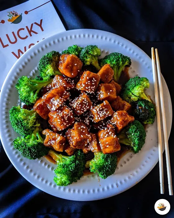 Lucky Wok Asian Cafe 9