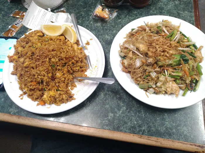 Pappa Chang Asia Bistro 2