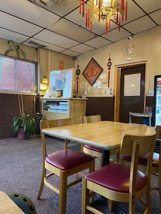 Canton Chinese Restaurant 4