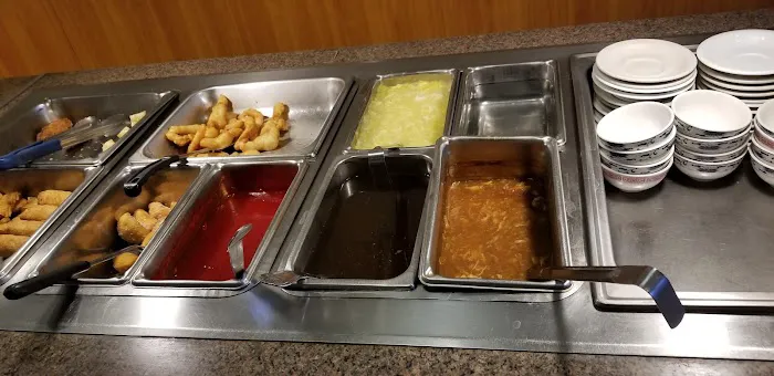 Golden Wok Chinese Restaurant 6