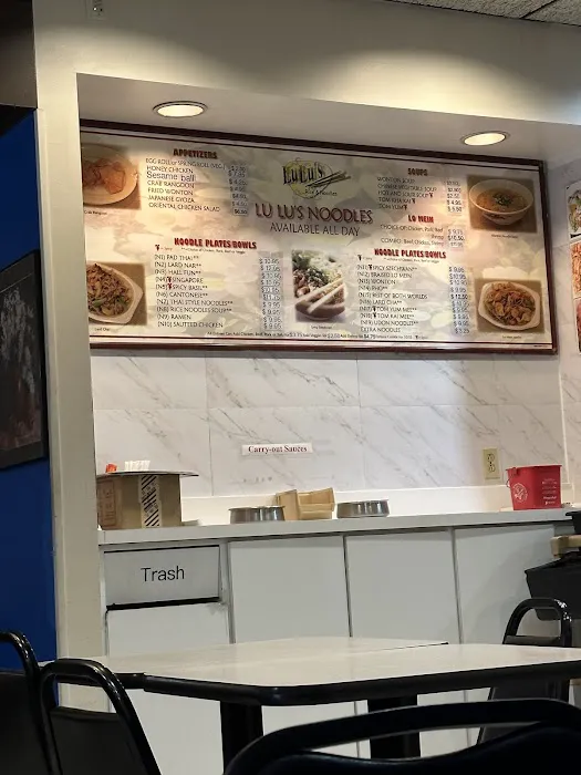 Lulu's Rice & Noodles 5