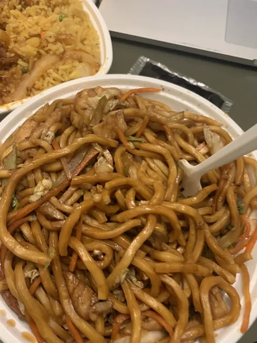 Chan's Asian Wok 10