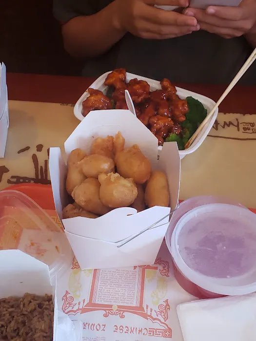 Golden Chef Chinese Restaurant 7