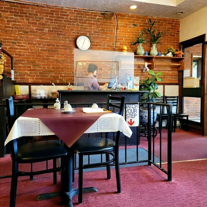 Yangtze Chinese Restaurant 8
