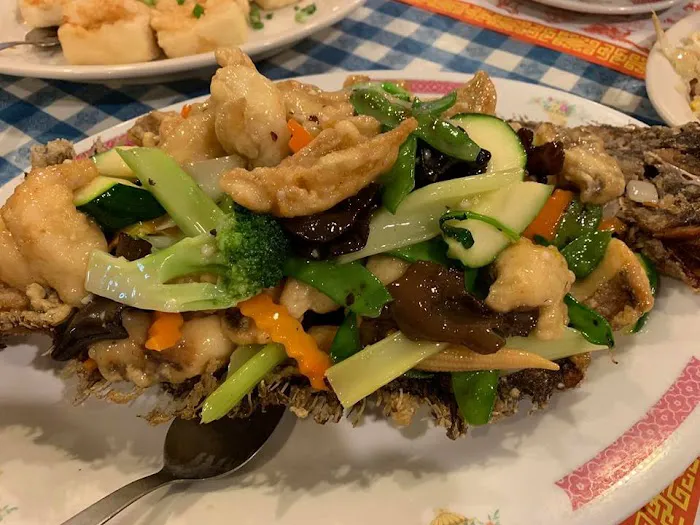New Wong's Chinese Restaurant 4