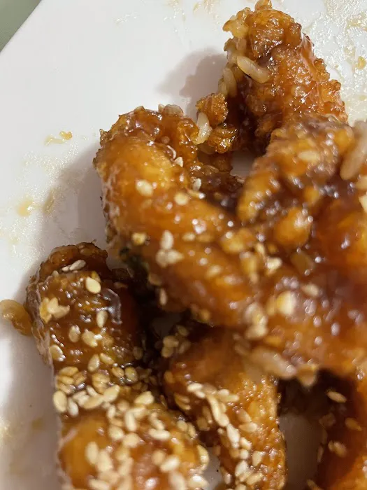 Golden Wok Chinese Restaurant 1