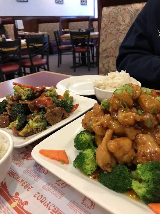 Yuen's Garden Chinese Restaurant 8
