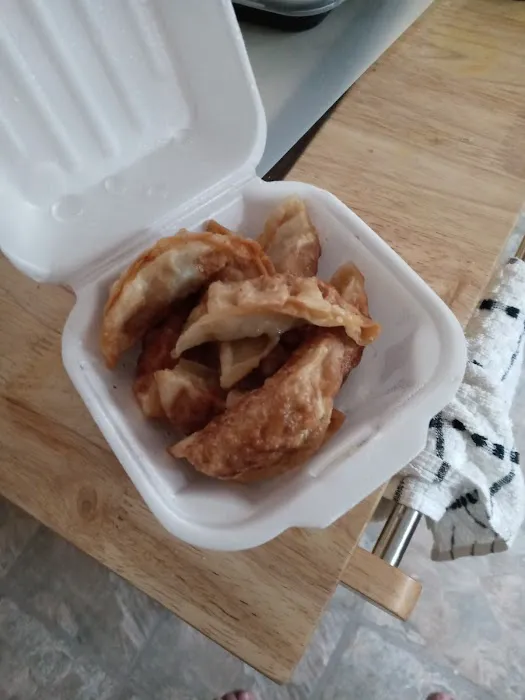 Golden Crown Chinese Restaurant 7
