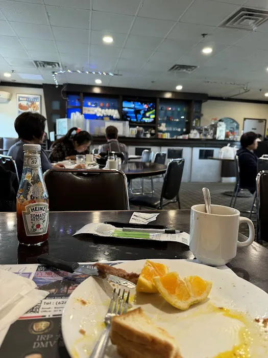 J J Hong Kong Cafe 5